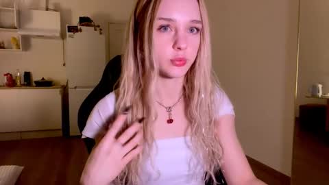 Sofia online show from December 19, 11:22 pm