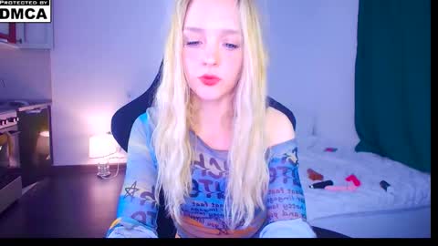 Sofia online show from June 2, 1:51 am