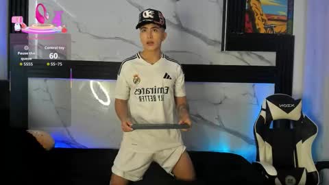 Juan online show from February 8, 1:47 pm