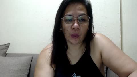 Snapshot of saint_flowerxxx chatting on December 28, 4:41 pm saint_flowerxxx online show from December 28, 4:41 pm