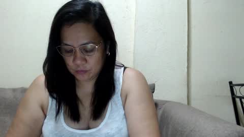 Snapshot of saint_flowerxxx chatting on December 25, 3:17 pm saint_flowerxxx online show from December 25, 3:17 pm