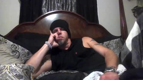 saintchriss online show from November 1, 8:35 am