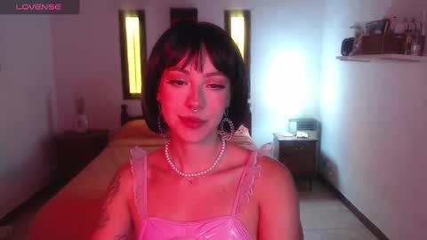 Snapshot of sakuraa_beauty chatting on February 15, 5:07 pm Sakura online show from February 15, 5:07 pm