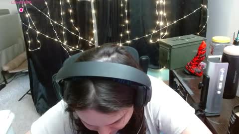 salacious_bunny online show from April 11, 7:51 pm