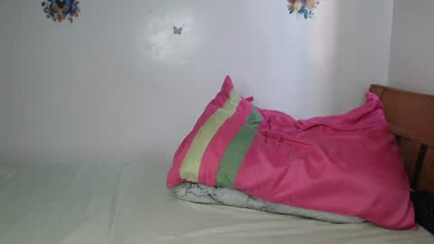 naomi online show from June 19, 11:49 am