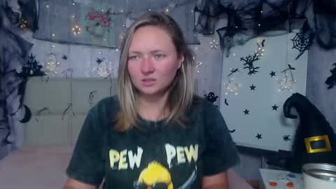 Sally online show from October 15, 11:38 pm