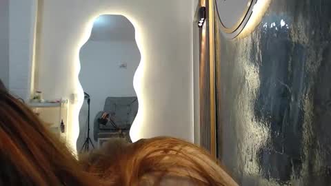 SALOME online show from December 3, 3:45 pm