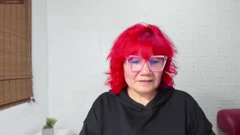 Snapshot of salomee_diazz chatting on March 4, 8:05 pm Salomee diazz online show from March 4, 8:05 pm