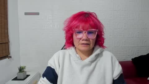 Snapshot of salomee_diazz chatting on February 20, 9:09 pm Salomee diazz online show from February 20, 9:09 pm