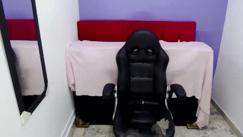 salomemilf202 online show from December 28, 2:32 pm