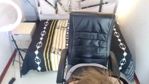 salomemilf202 online show from September 28, 4:54 am