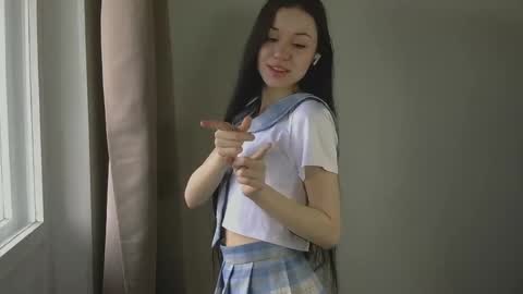 SaltedCaramely online show from April 14, 9:23 am