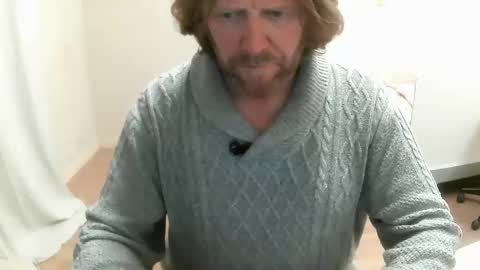 Saltimbanquier  Salt  ou  Banquier  online show from December 12, 12:44 pm