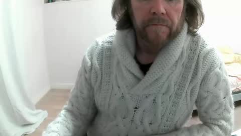 Saltimbanquier  Salt  ou  Banquier  online show from February 9, 12:08 pm