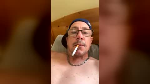 saltydoggy6969 online show from July 5, 10:06 pm