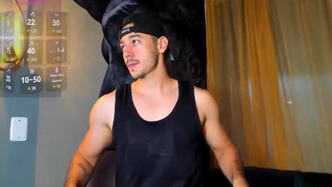 Snapshot of salvatore_costa chatting on February 25, 7:16 pm Salvatore online show from February 25, 7:16 pm