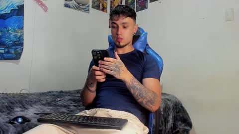   online show from November 20, 1:26 am