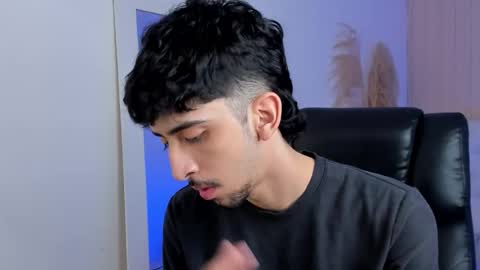 salvatore  online show from September 29, 8:30 pm