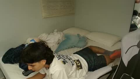 Snapshot of salvatore_montt chatting on September 12, 12:56 am salvatore_montt online show from September 12, 12:56 am