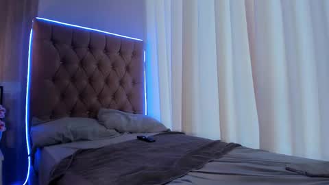 Maddyluxe online show from January 10, 9:09 pm