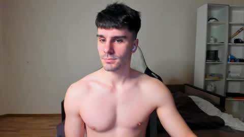 BACK IN 2 WEEKS online show from April 1, 1:06 am