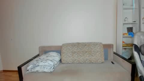 BACK IN 2 WEEKS online show from March 11, 6:41 am