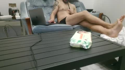 sam_love1985 online show from November 12, 11:40 pm