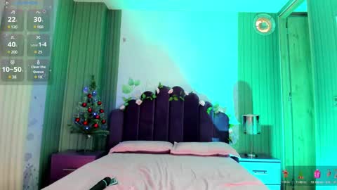 Snapshot of sam_naughty18 chatting on December 3, 1:17 pm sam_naughty18 online show from December 3, 1:17 pm