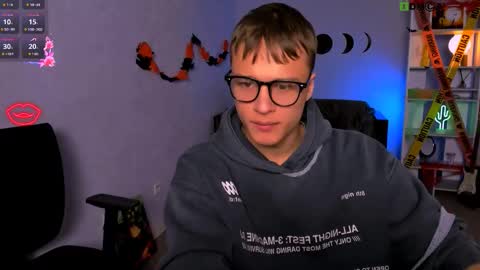 Sam online show from October 21, 7:39 pm