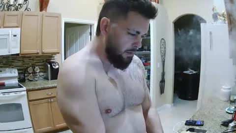 Snapshot of sam_papithebarber chatting on December 31, 8:26 am sam_papithebarber online show from December 31, 8:26 am