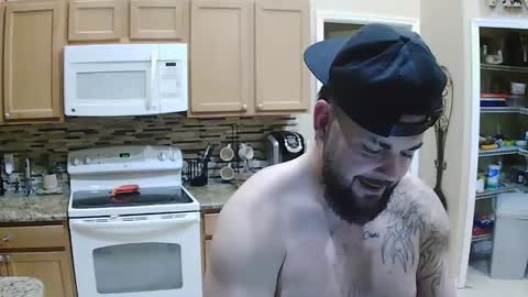Snapshot of sam_papithebarber chatting on January 3, 5:06 am sam_papithebarber online show from January 3, 5:06 am