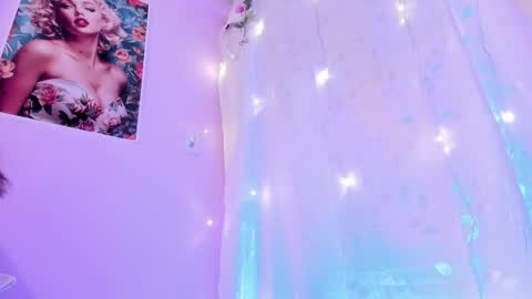 Snapshot of samanta_roberts1 chatting on March 3, 6:24 pm Samanta online show from March 3, 6:24 pm