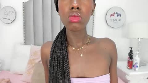 Samanta online show from December 4, 8:19 pm