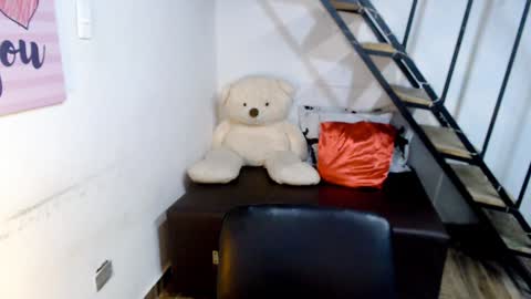 Snapshot of samantha2girl chatting on January 29, 2:30 am samantha online show from January 29, 2:30 am