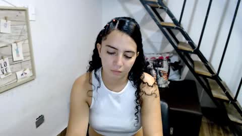Snapshot of samantha2girl chatting on March 12, 9:24 pm samantha online show from March 12, 9:24 pm