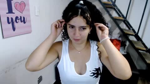 Snapshot of samantha2girl chatting on January 26, 12:05 am samantha online show from January 26, 12:05 am