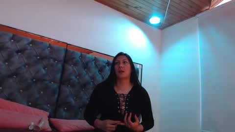 samantha_231 online show from September 12, 2:08 pm