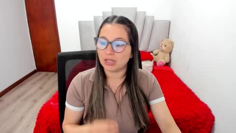 Samantha  online show from March 17, 7:08 pm