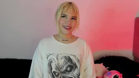 samantha_browwnn online show from November 12, 5:21 am