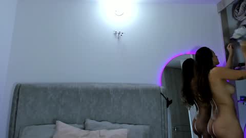 Samantha Ferrec online show from December 19, 4:02 am