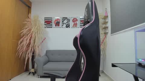 Snapshot of samantha_ga chatting on February 18, 6:04 pm Samantha ga online show from February 18, 6:04 pm
