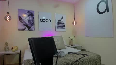 Samantha online show from November 18, 2:42 pm