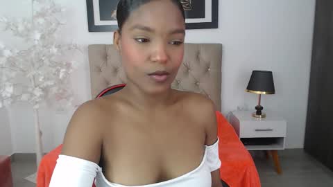 samanthaa_fox1 online show from September 12, 8:11 pm