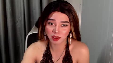 samanthakimber online show from March 31, 4:18 pm