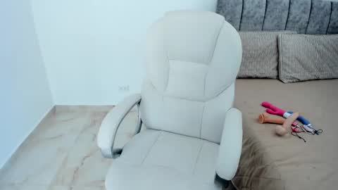 Snapshot of samanthakt2 chatting on February 3, 6:28 pm sam online show from February 3, 6:28 pm