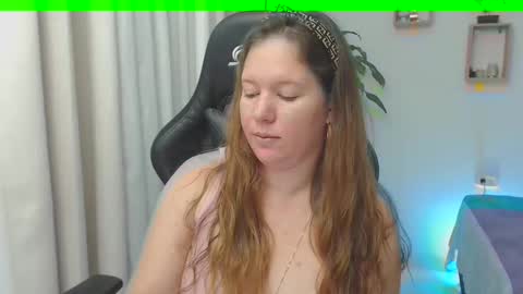 Snapshot of samanthaleon chatting on February 10, 3:35 am Samantha samy online show from February 10, 3:35 am