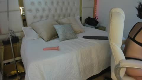 samantharoseee online show from October 3, 3:31 pm