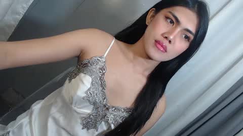 Snapshot of samanthasweety chatting on February 7, 5:20 am Samantha online show from February 7, 5:20 am