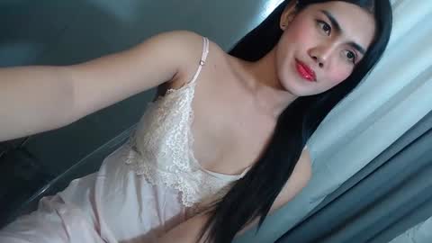 Snapshot of samanthasweety chatting on February 9, 2:50 pm Samantha online show from February 9, 2:50 pm