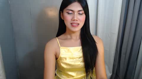 Snapshot of samanthasweety chatting on December 12, 8:25 am Samantha online show from December 12, 8:25 am
